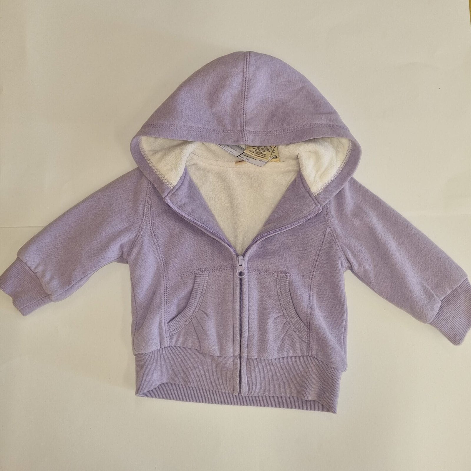 Gilet violet taille 12 mois 3€