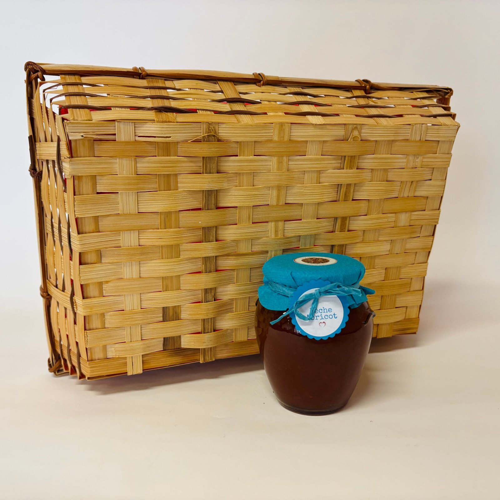 Confiture pêche , abricot 6€