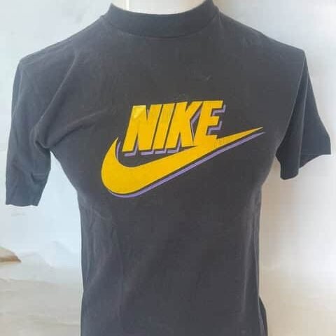 * T-shirt Nike bleu logo jaune Taille L