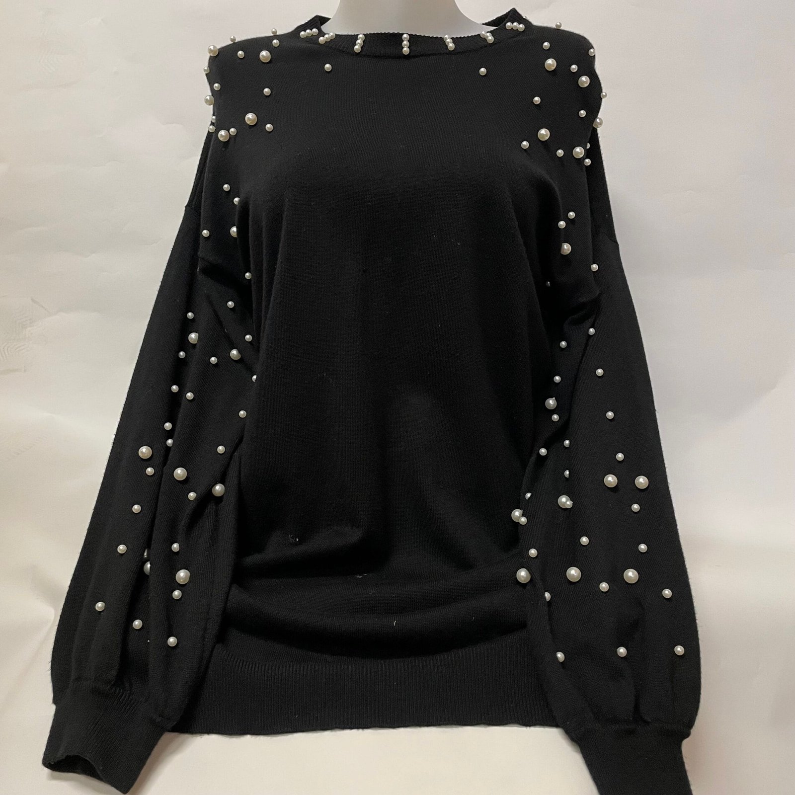 * Robe Noire Avec Les Boutons Blancs Taille XS